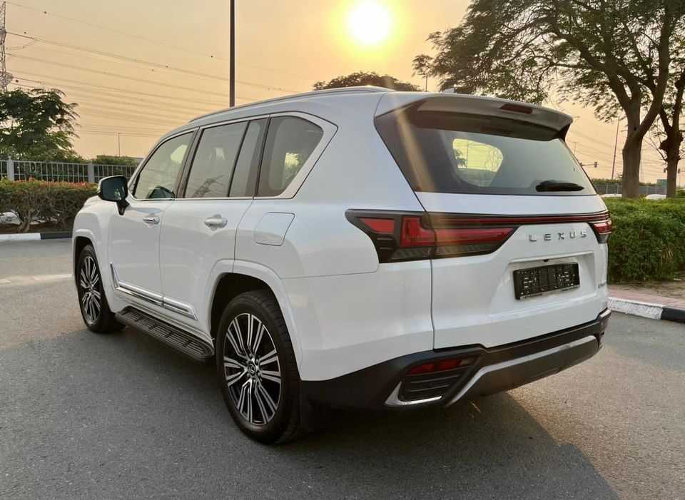 Lexus LX600 2024