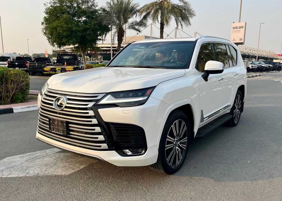 Lexus LX600 2024