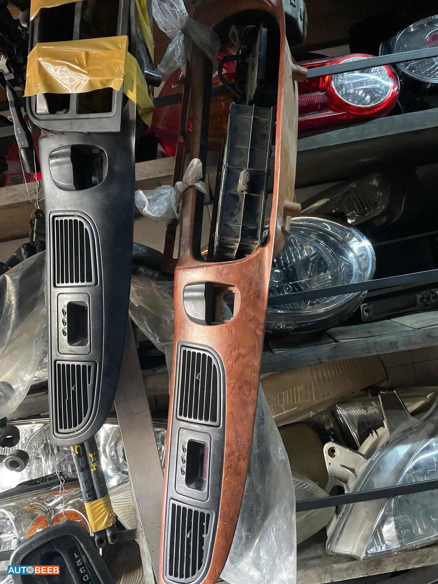 Cabin  Dashboard Hyundai H100