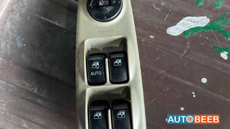 Cabin  Control buttons Hyundai Avante