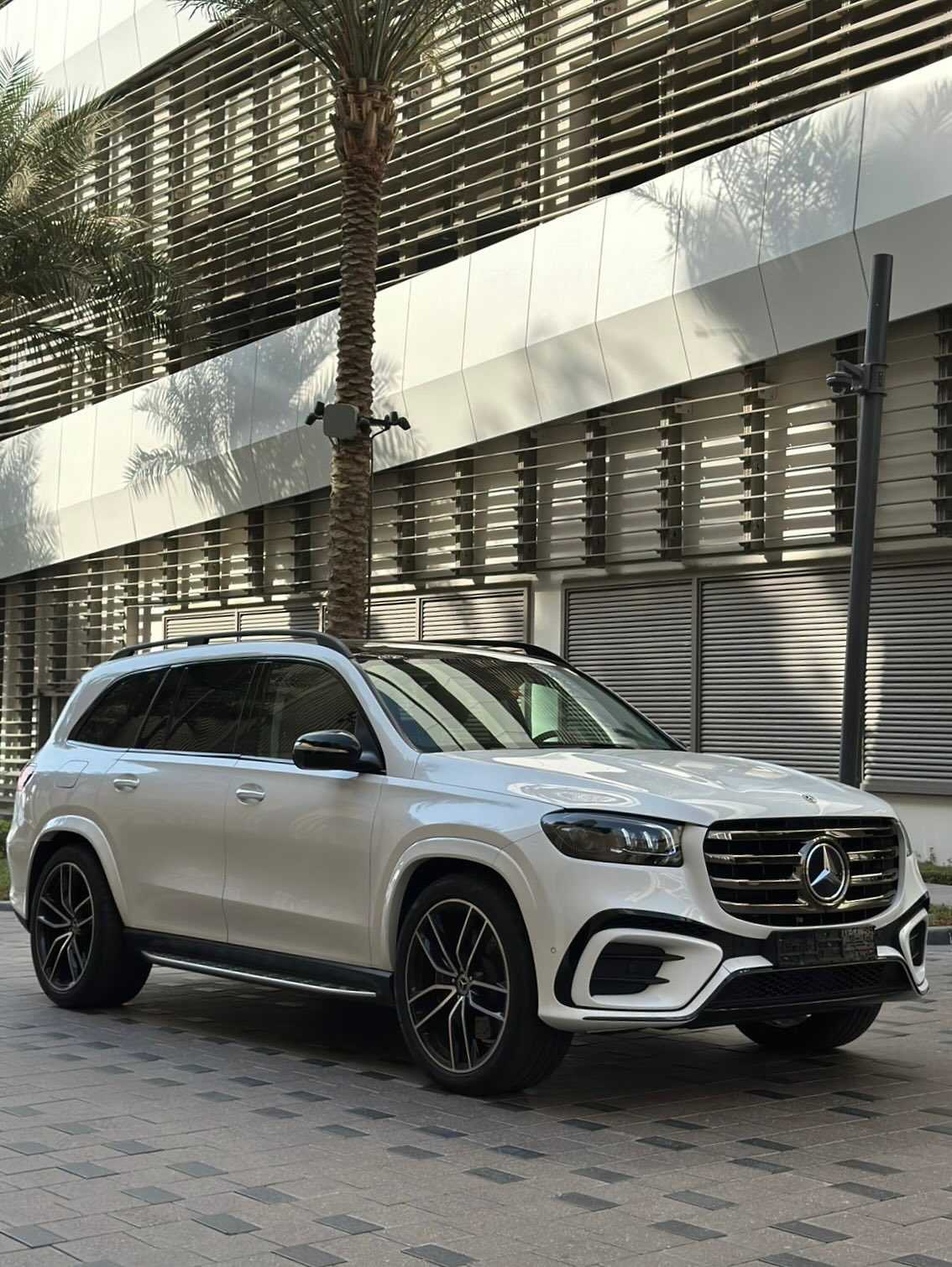 Mercedes Benz GLS450 2025