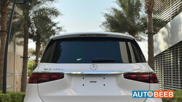 Mercedes Benz GLS450 2025