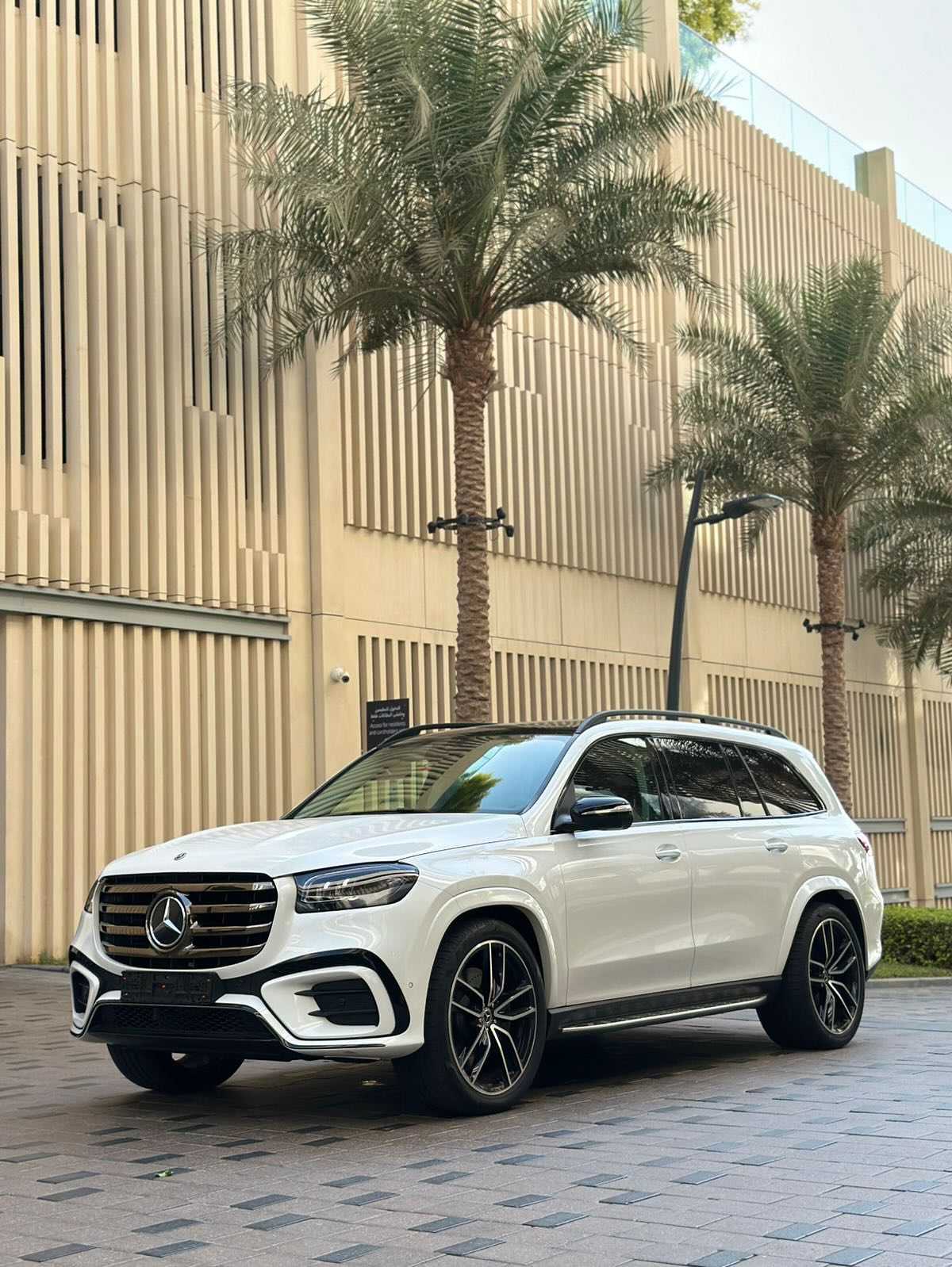 Mercedes Benz GLS450 2025