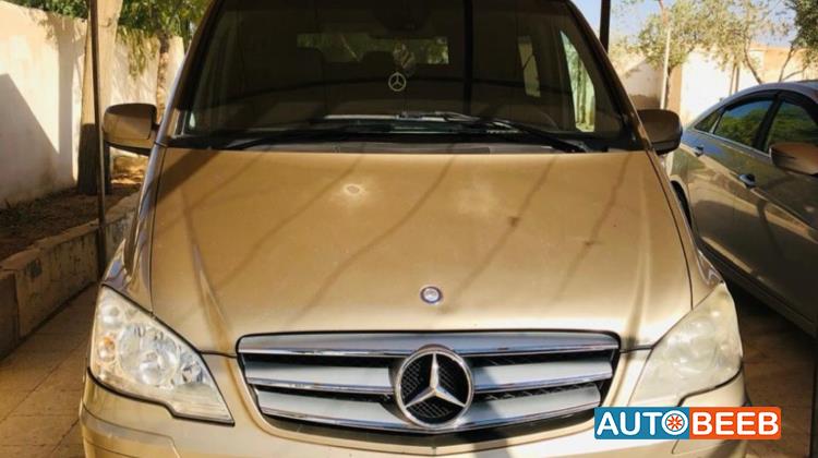 Minivan Mercedes Benz 2011