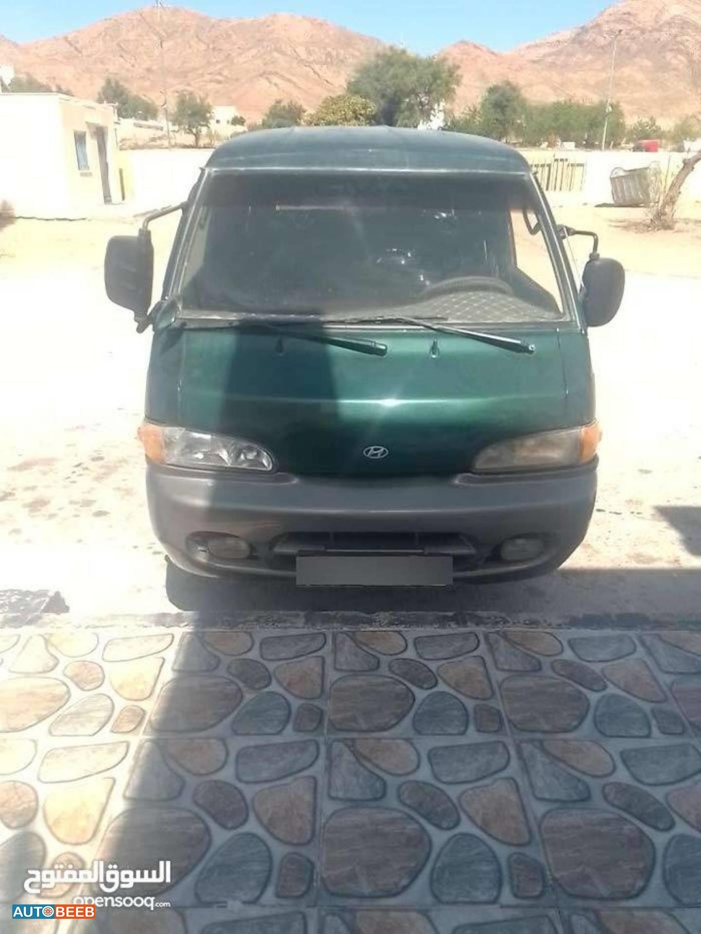 Minivan Hyundai 1998