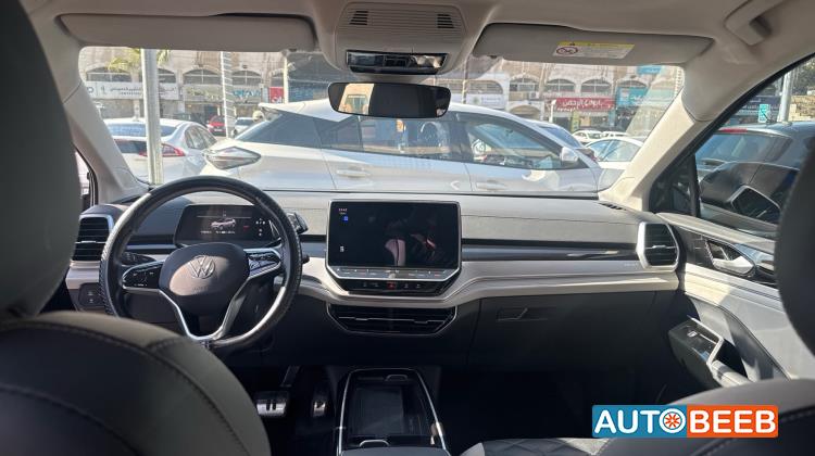 Volkswagen ID.6 2023