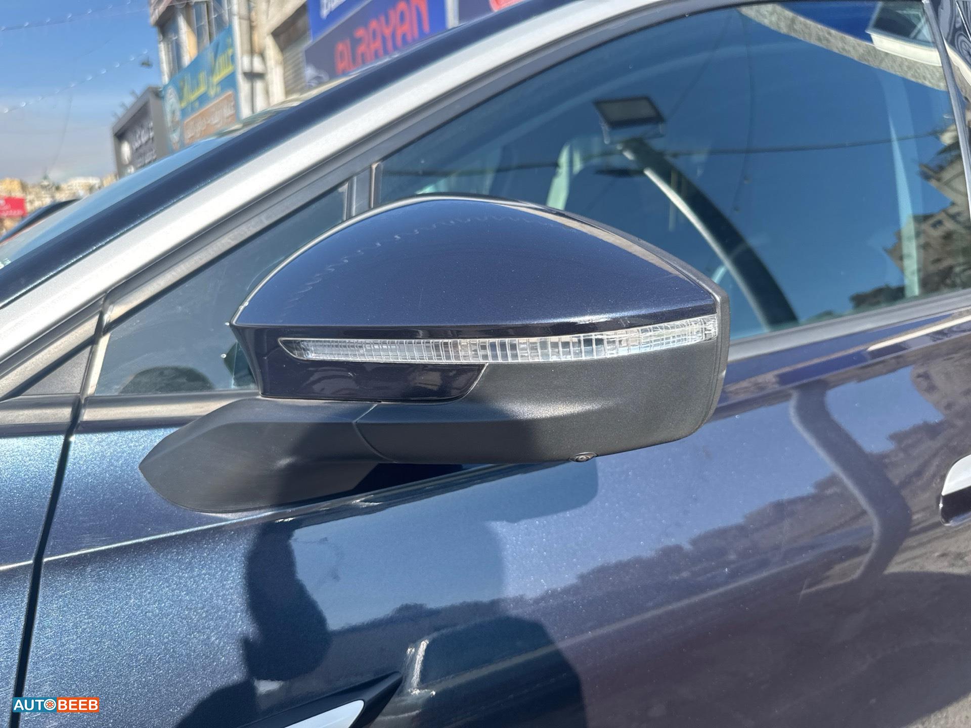 Volkswagen ID.6 2023