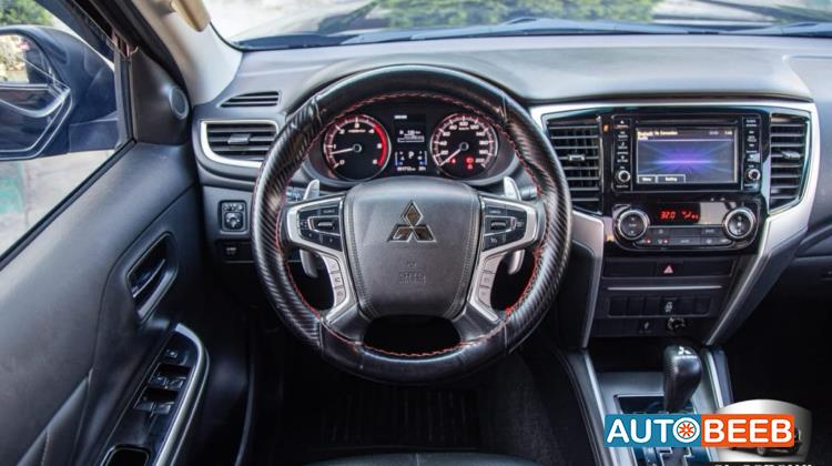 Mitsubishi L200 2023