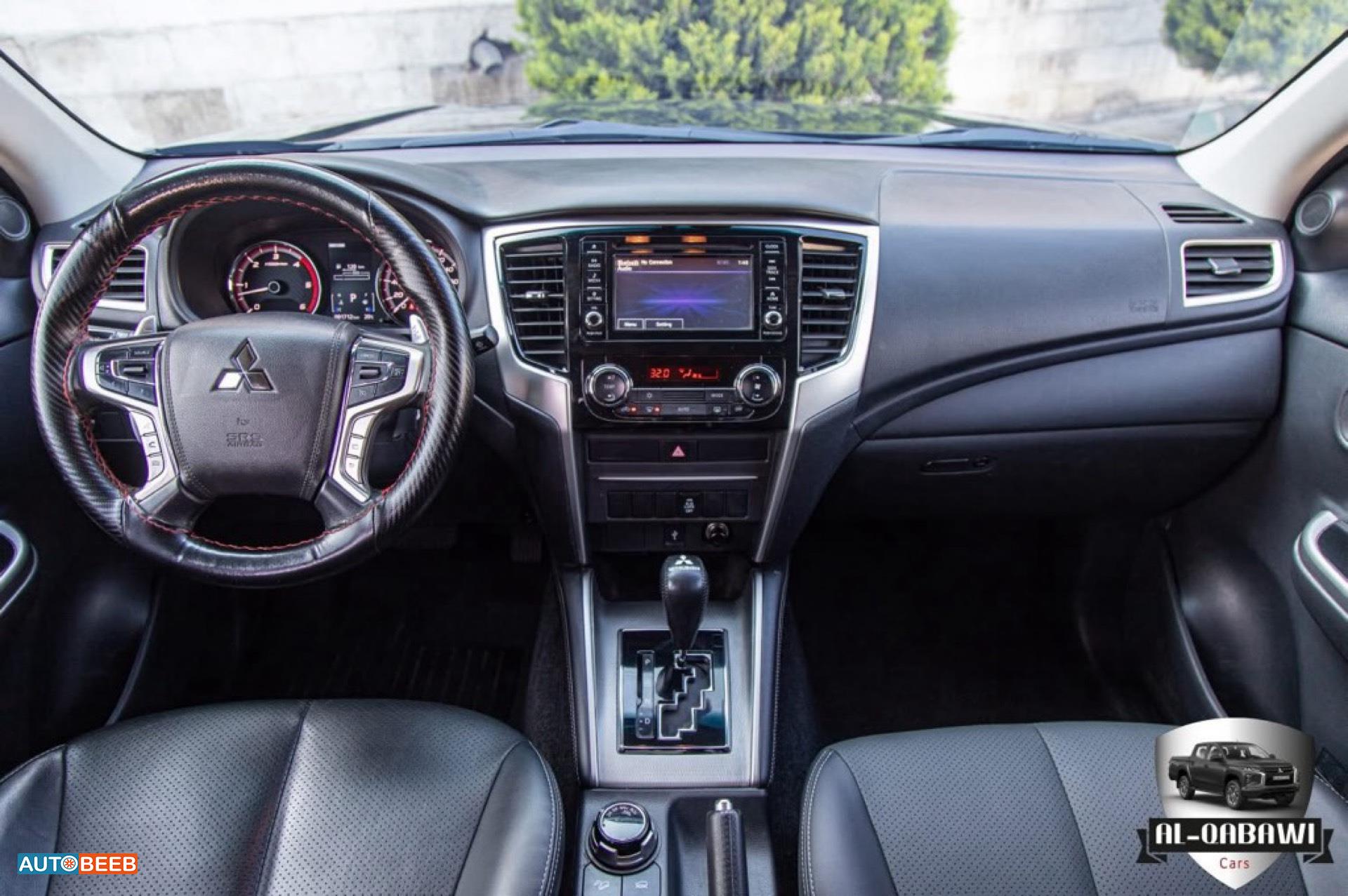 Mitsubishi L200 2023