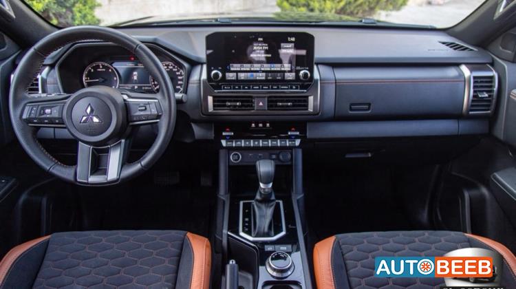 Mitsubishi L200 2025