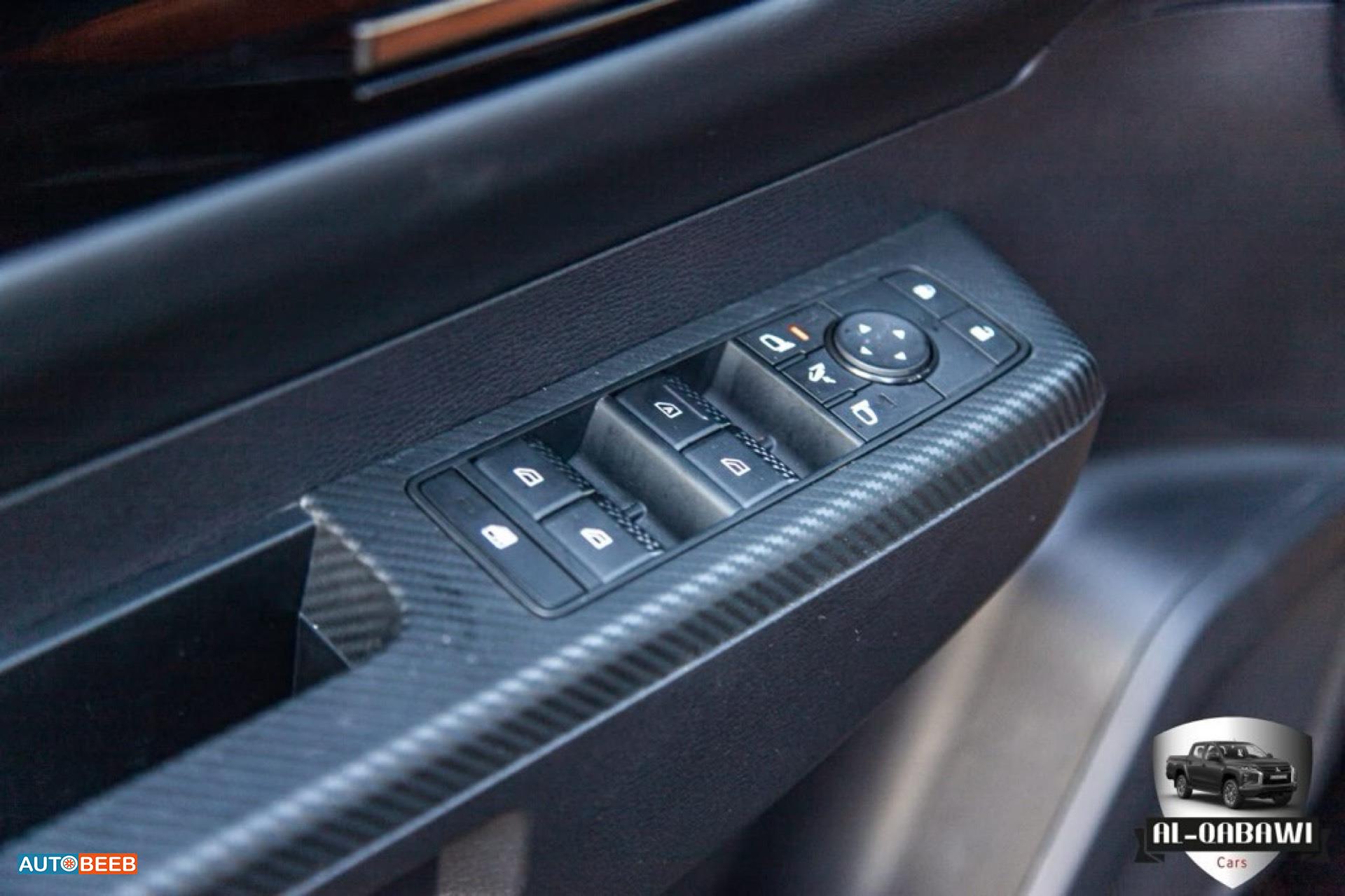 Mitsubishi L200 2025