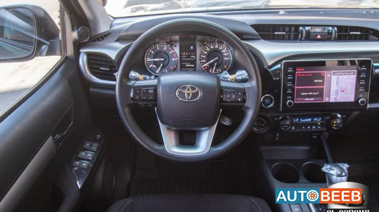 Toyota Hilux 2024
