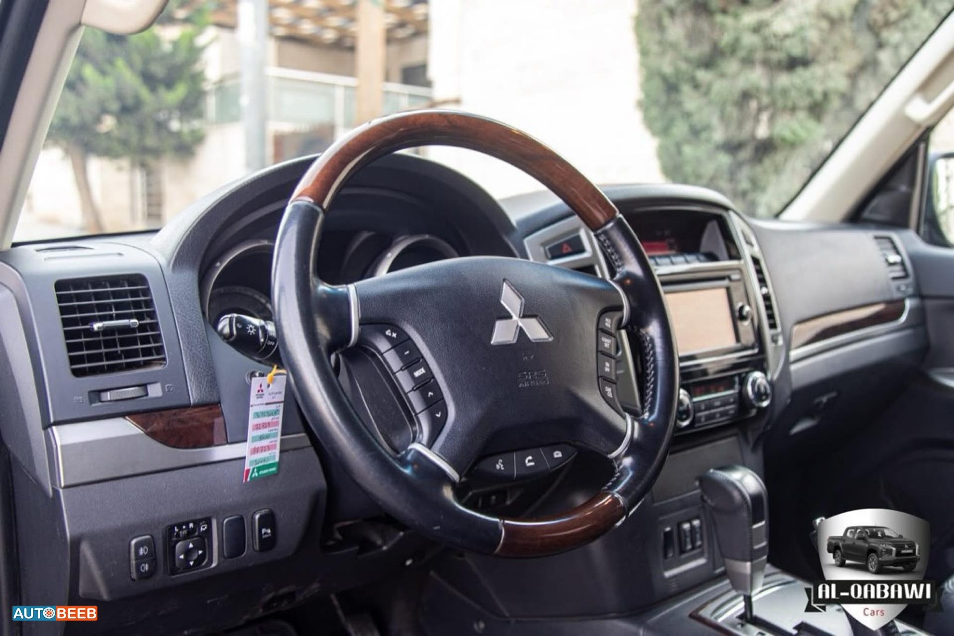 Mitsubishi Pajero 2016