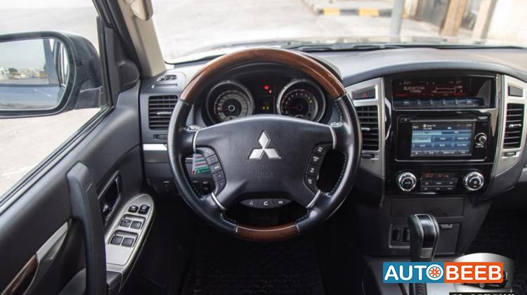 Mitsubishi Pajero 2016
