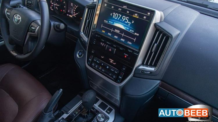 Toyota Land Cruiser 2020
