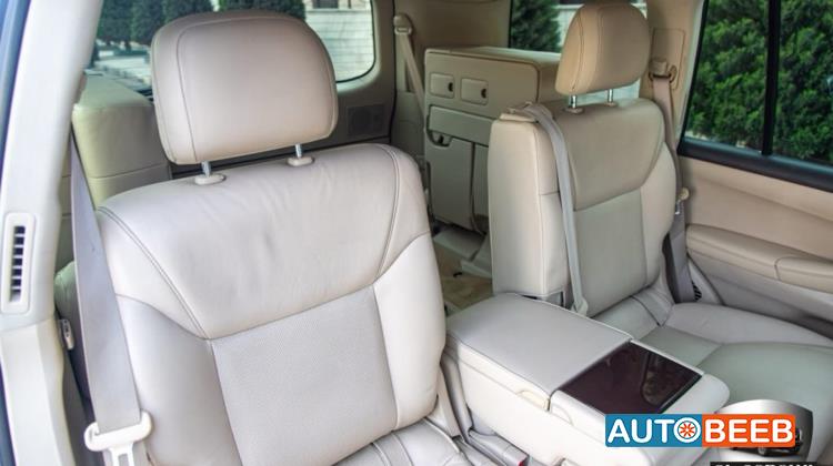 Lexus LX570 2014