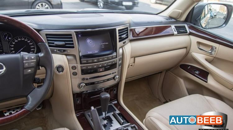 Lexus LX570 2014