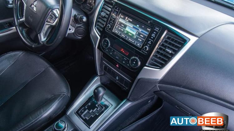 Mitsubishi L200 2022