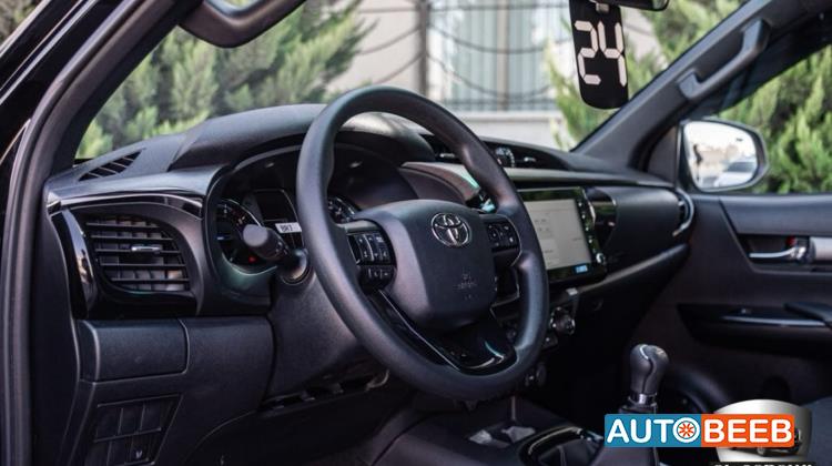 Toyota Hilux 2024