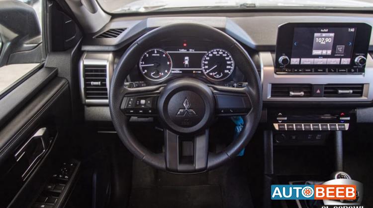 Mitsubishi L200 2024