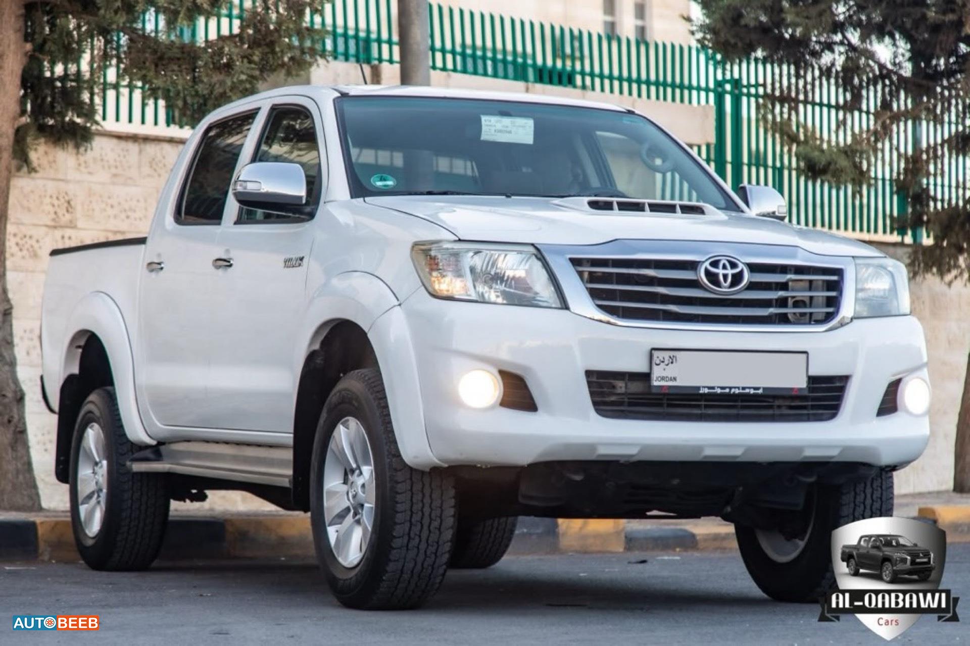 تويوتا هيلوكس 2012