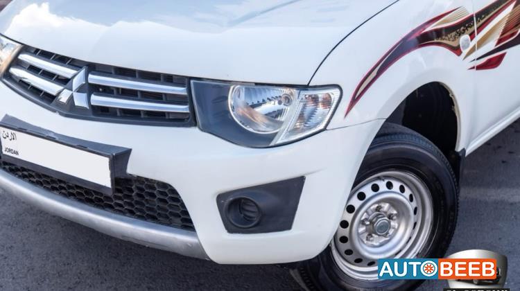 Mitsubishi L200 2015