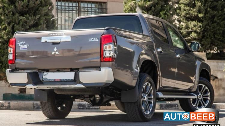 Mitsubishi L200 2021