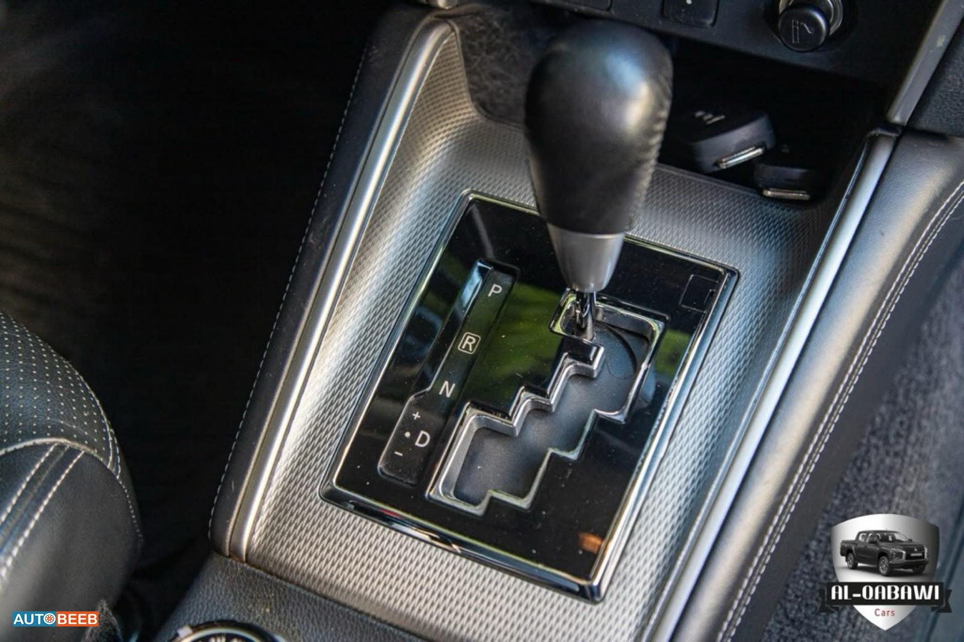 Mitsubishi L200 2021