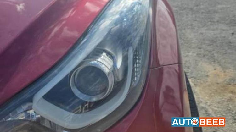 Hyundai Elantra 2015