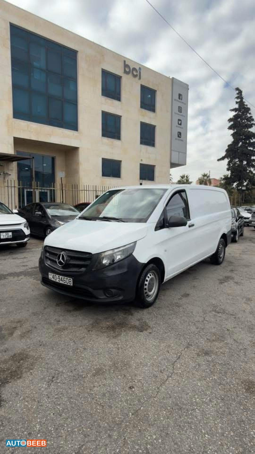 Minivan Mercedes Benz 2017