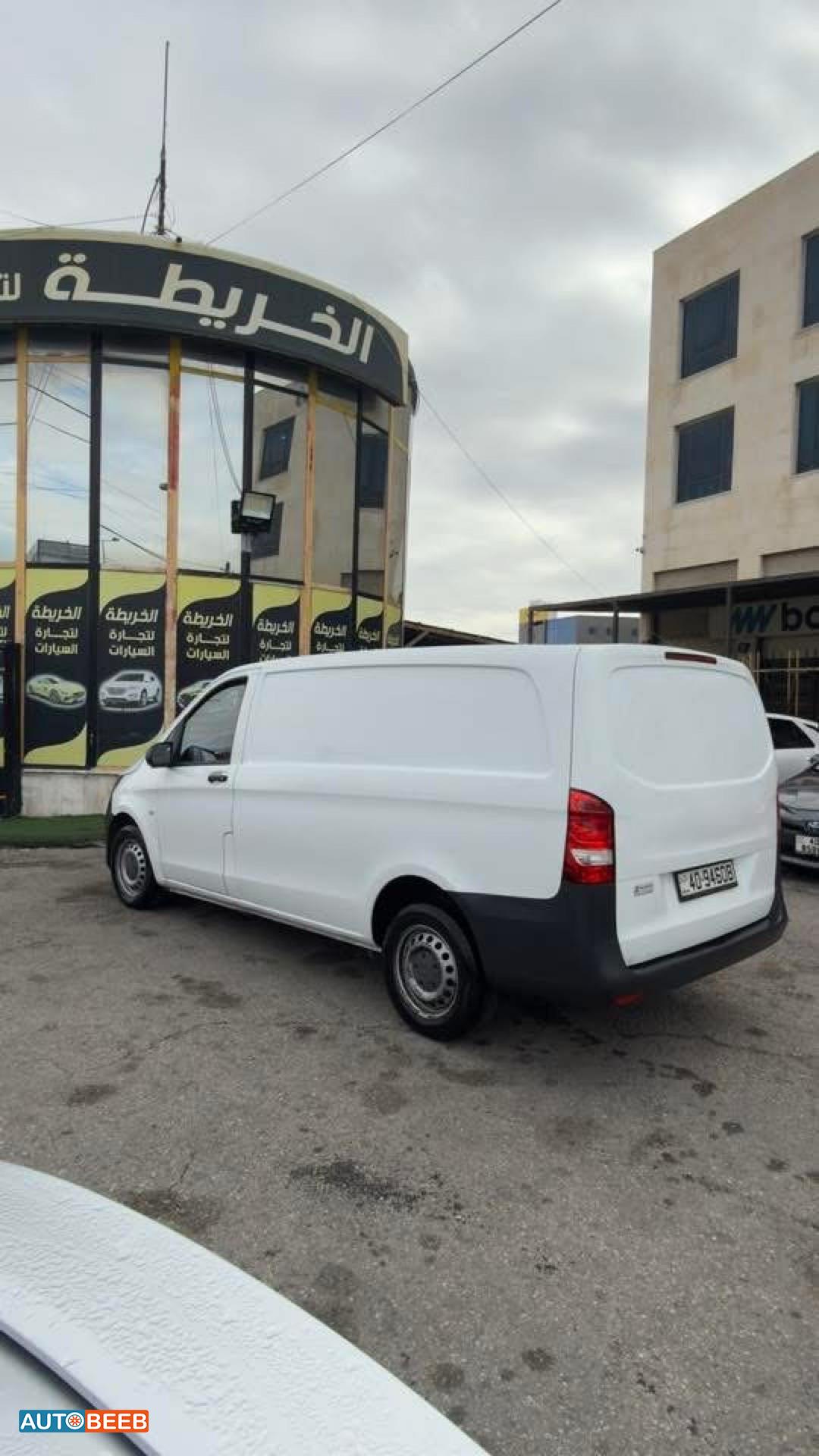 Minivan Mercedes Benz 2017