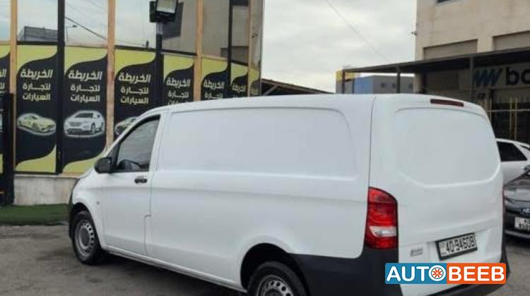 Minivan Mercedes Benz 2017