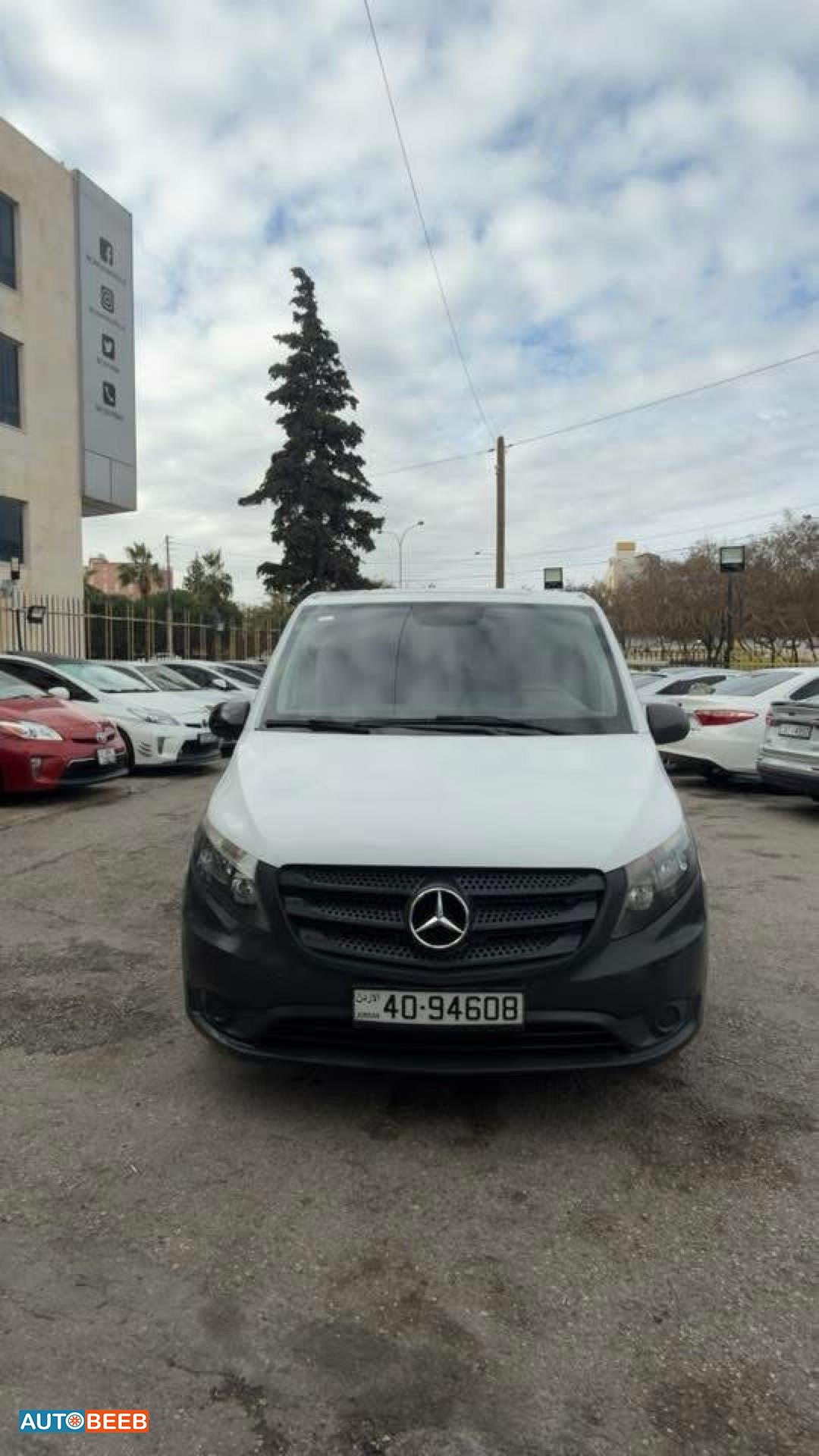 Minivan Mercedes Benz 2017