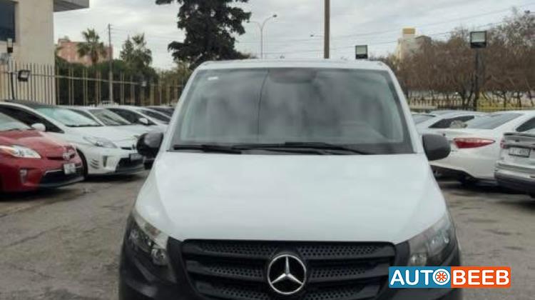 Minivan Mercedes Benz 2017