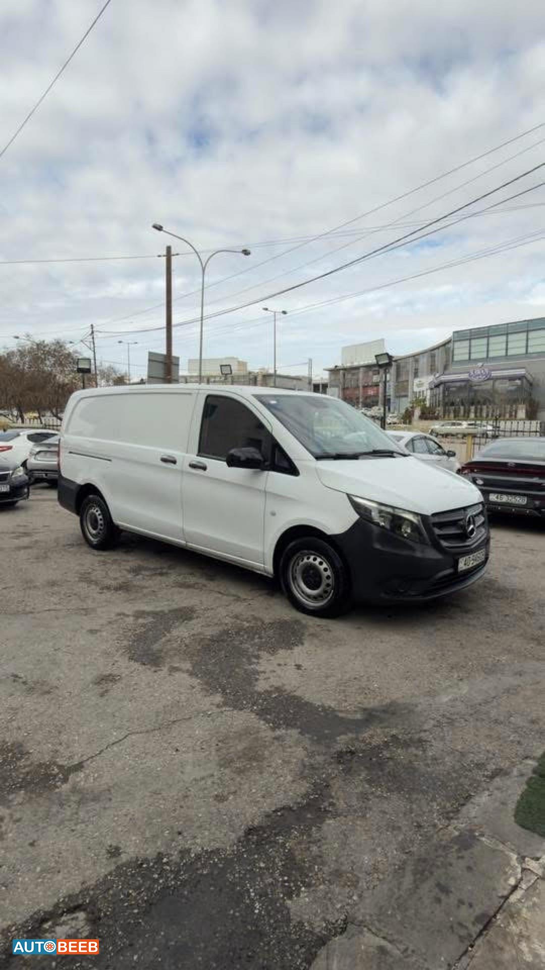 Minivan Mercedes Benz 2017