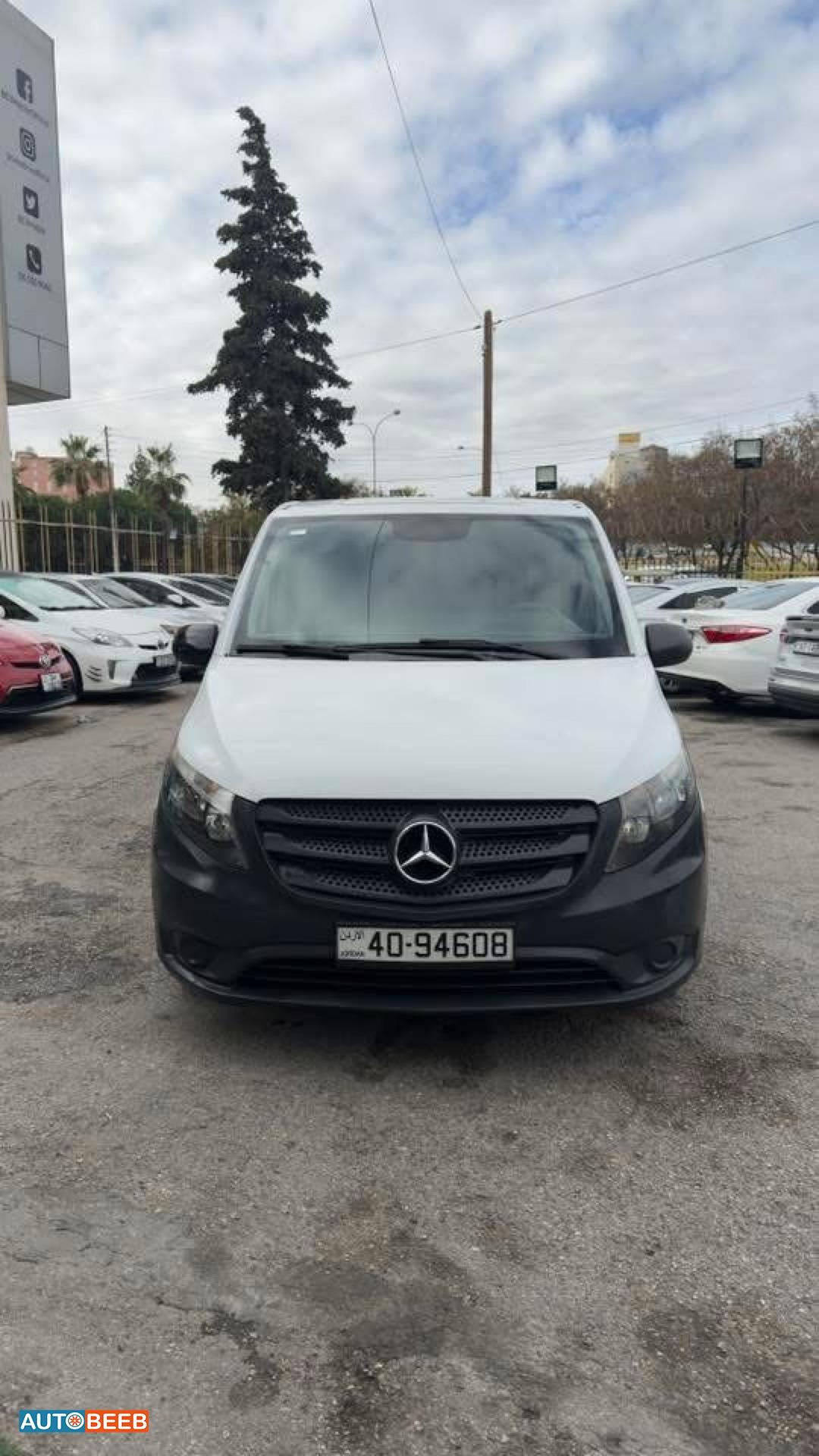 Minivan Mercedes Benz 2017