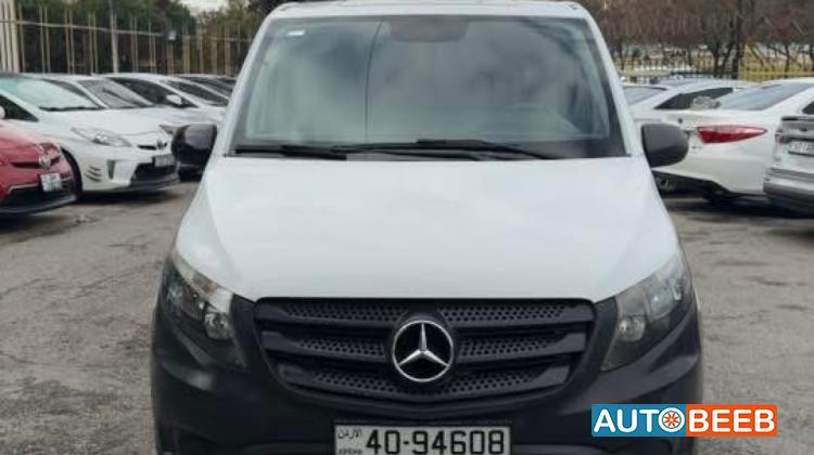Minivan Mercedes Benz 2017