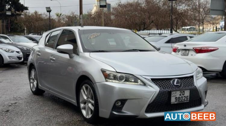 Lexus CT200 2015