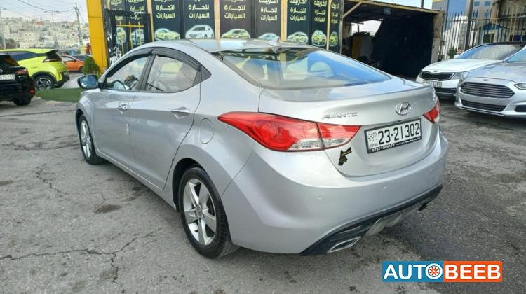 هيونداي افانتي 2014