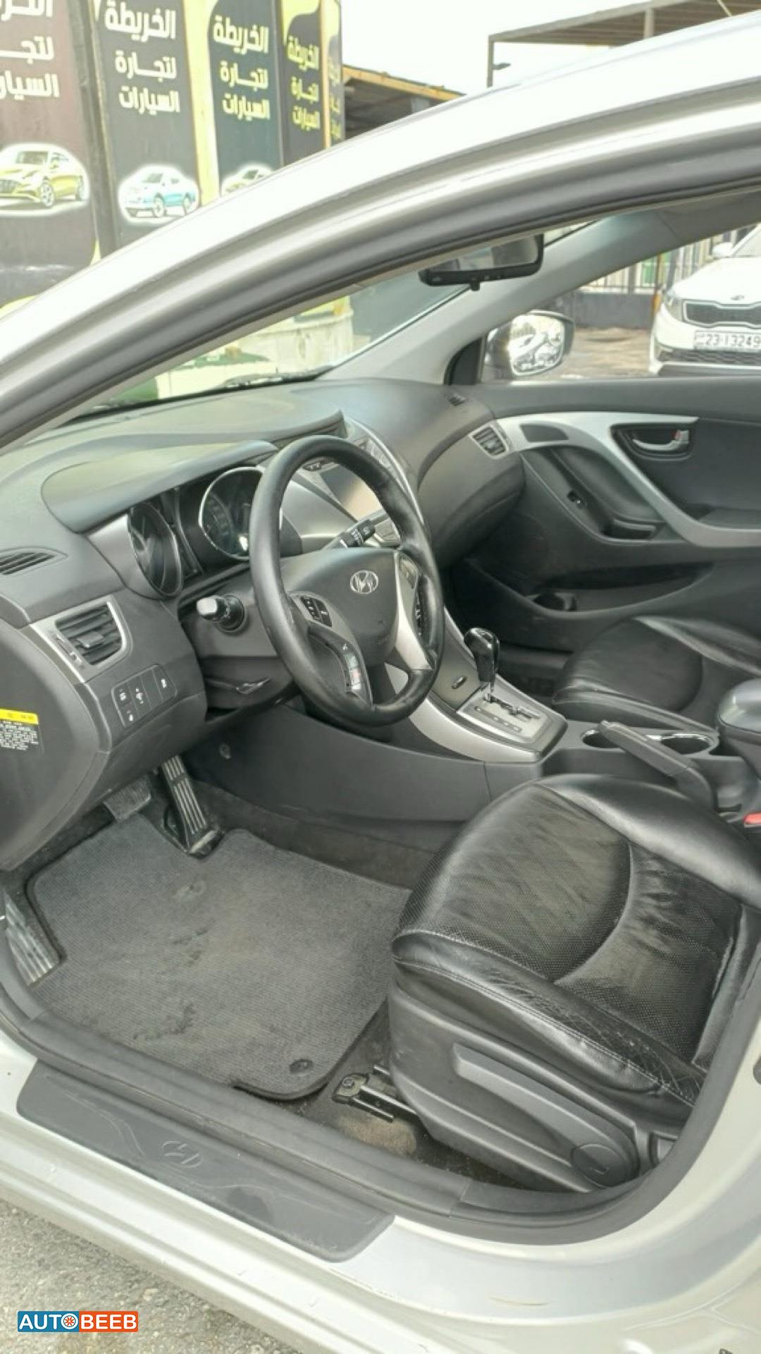 هيونداي افانتي 2014