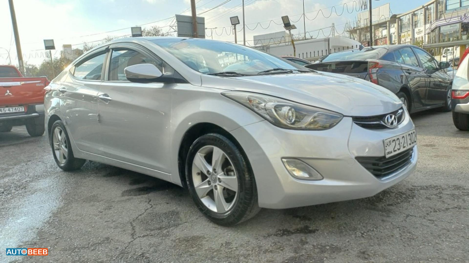 هيونداي افانتي 2014