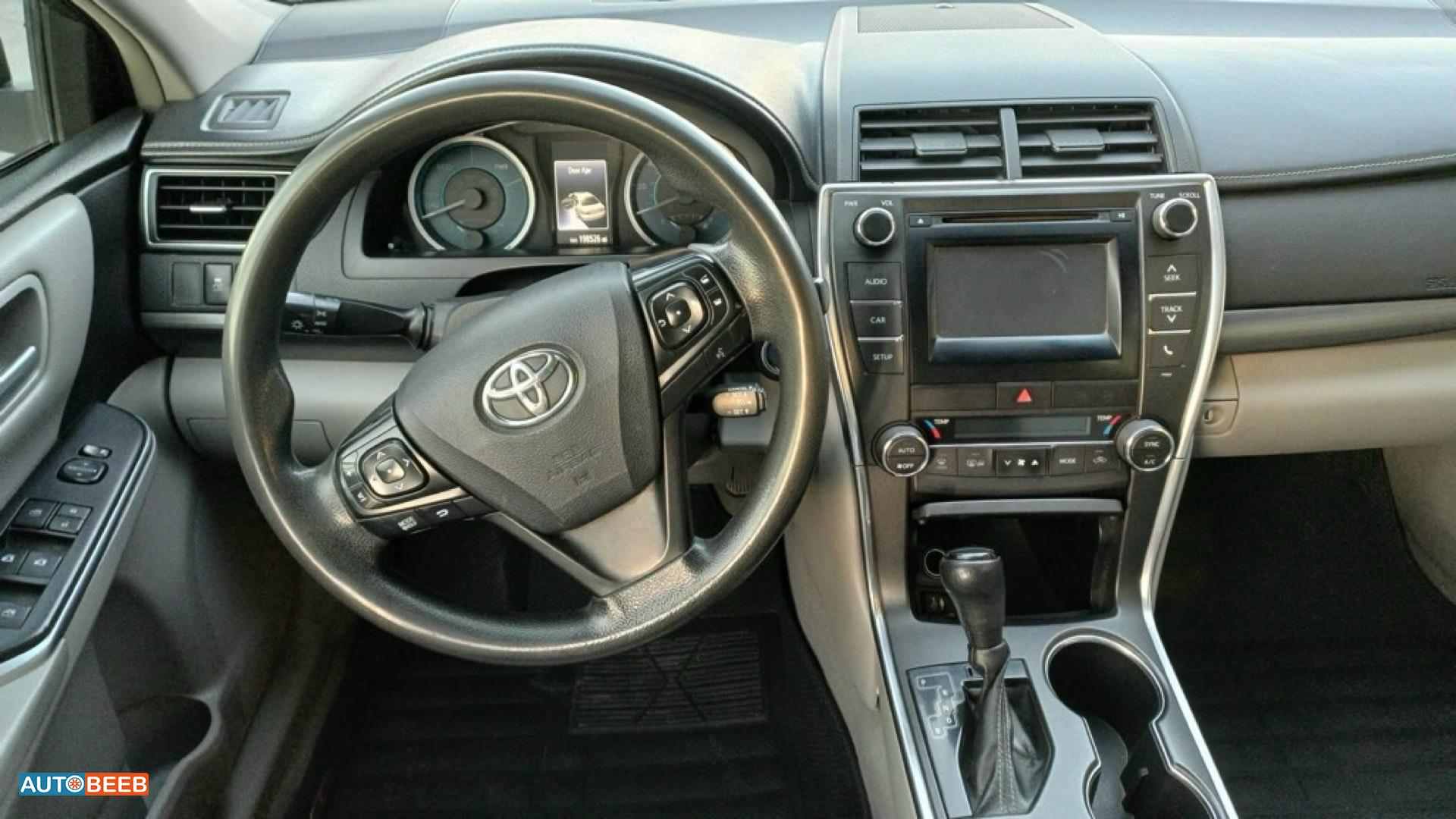 Toyota Camry 2015