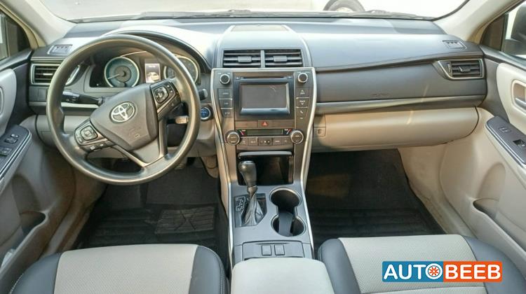 Toyota Camry 2015