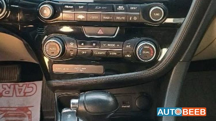 كيا اوبتيما 2014