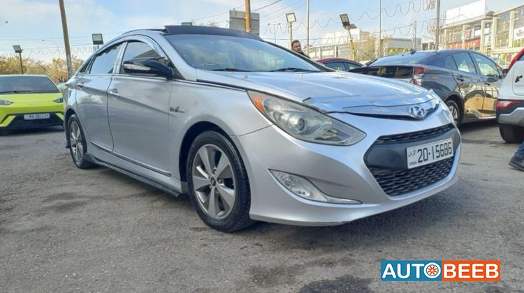 Hyundai Sonata 2011