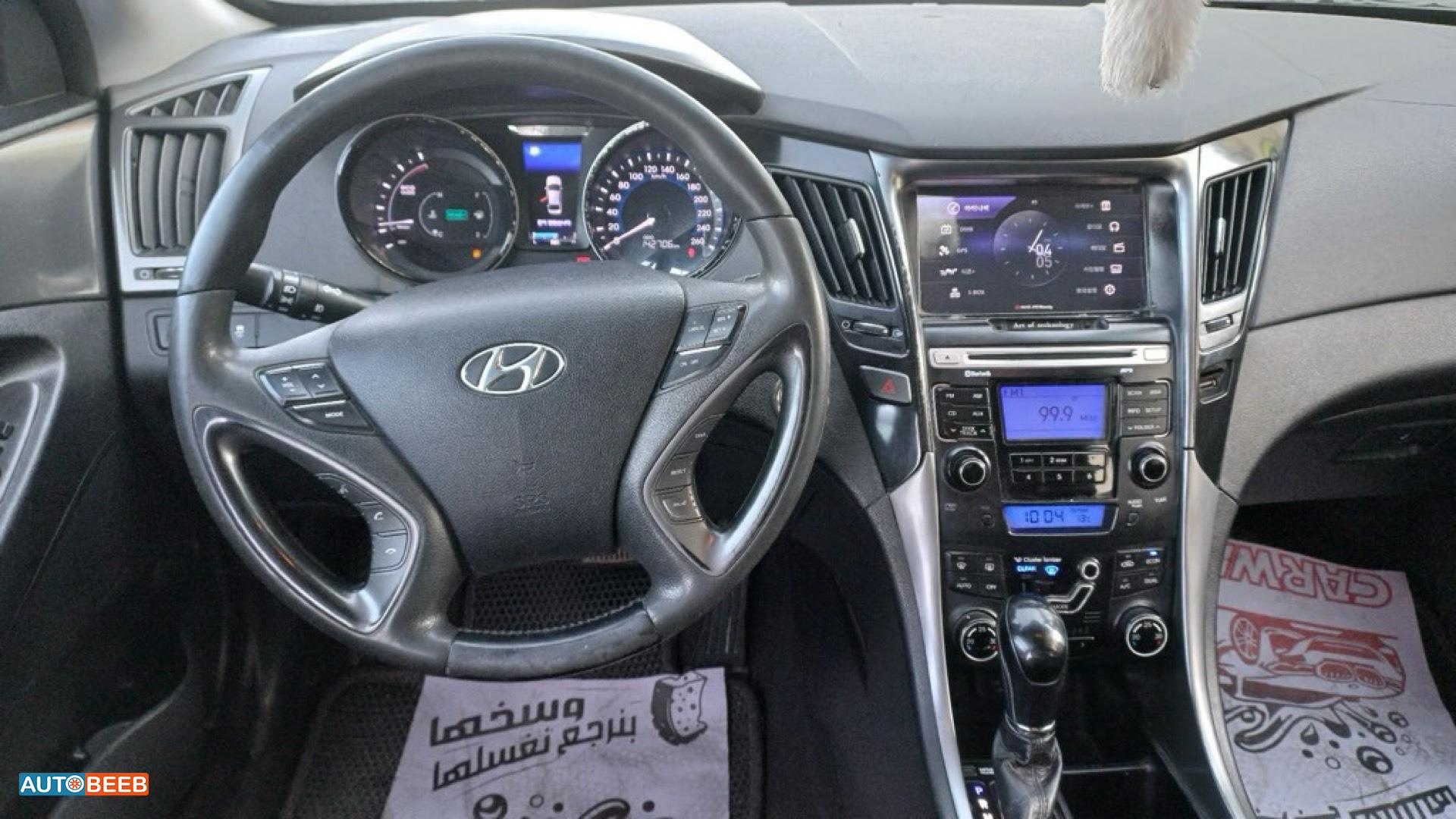 Hyundai Sonata 2012