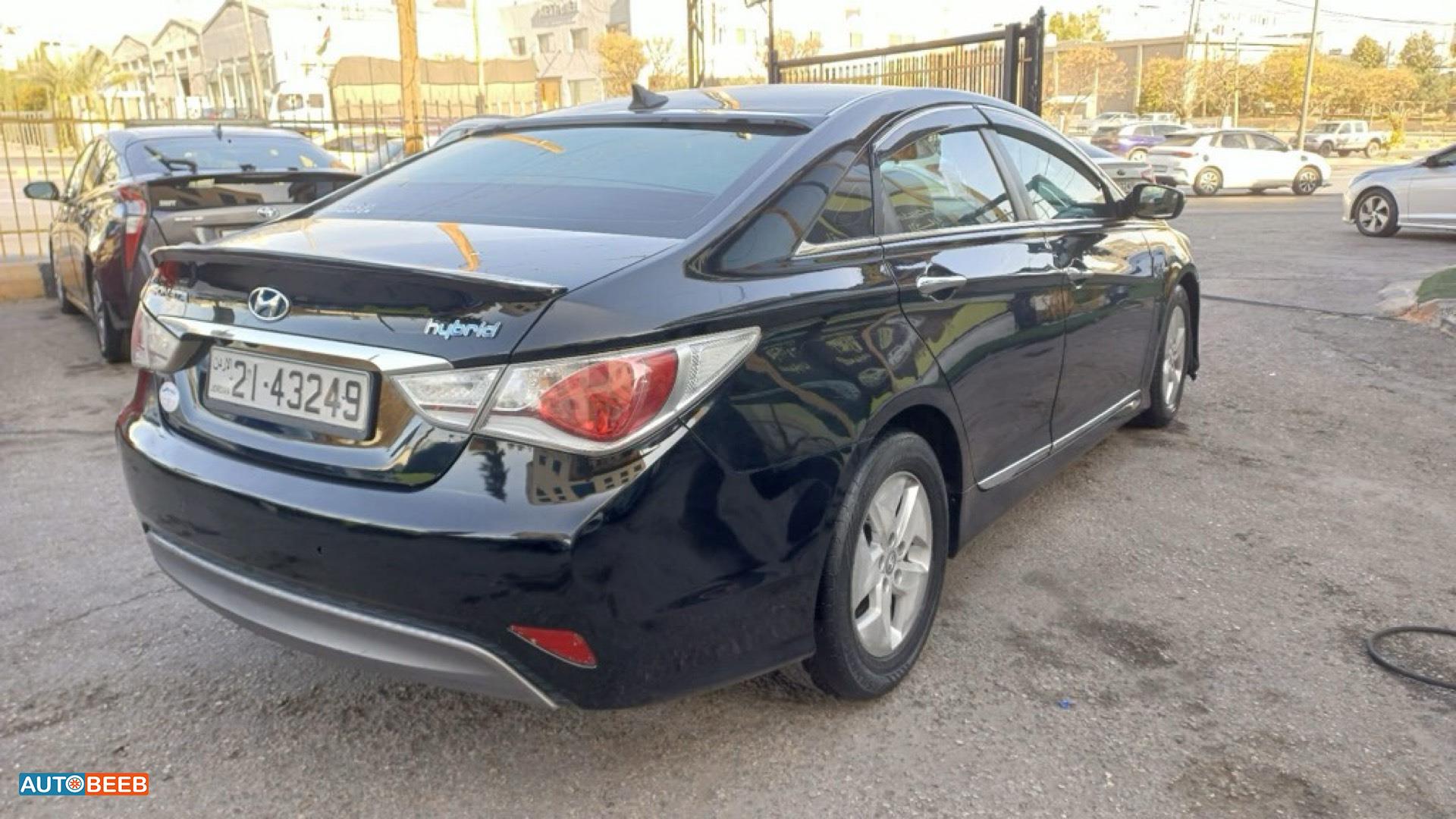 Hyundai Sonata 2012