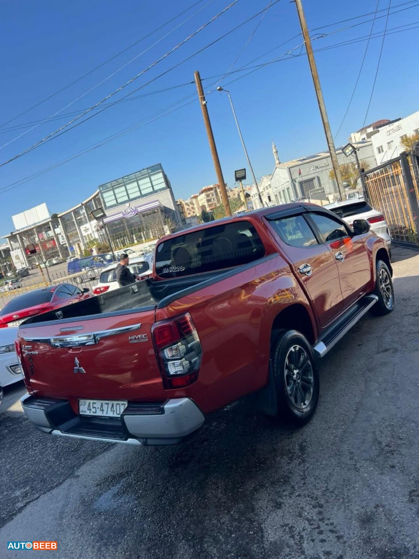 Mitsubishi L200 2022