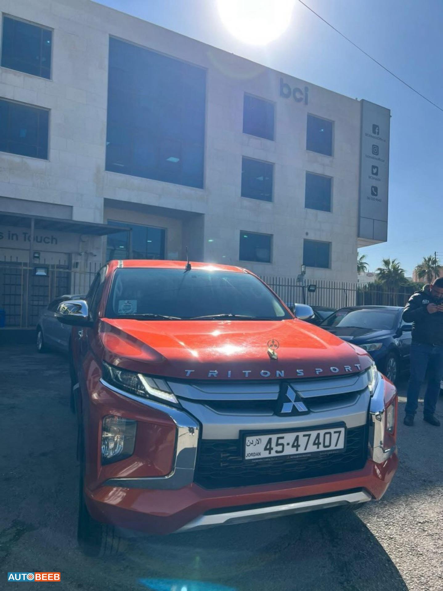 Mitsubishi L200 2022