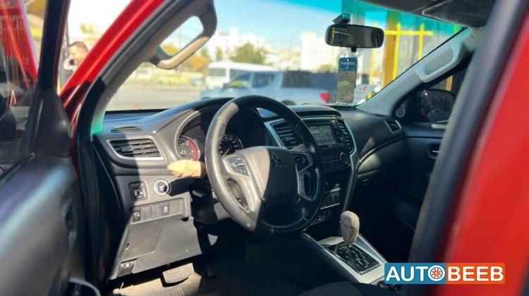 Mitsubishi L200 2022